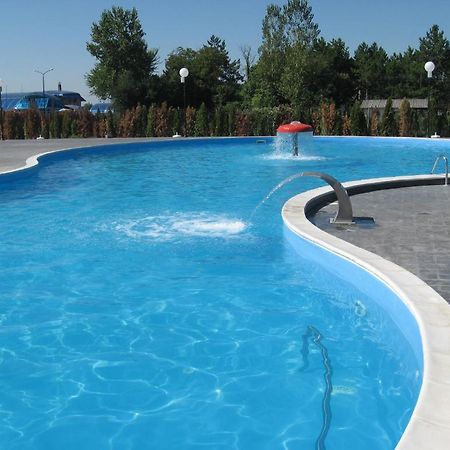 Hotel Relax Kovacica Exterior photo